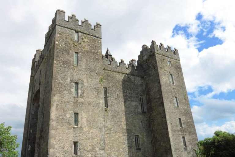 Irland
Bunratty Castle