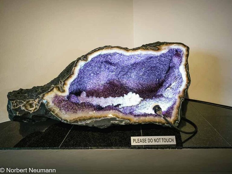 Namibia; Swakopmund - Kristall Galerie