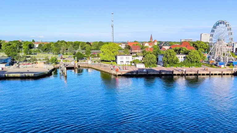 AIDAdiva Ankunft in Warnemünde